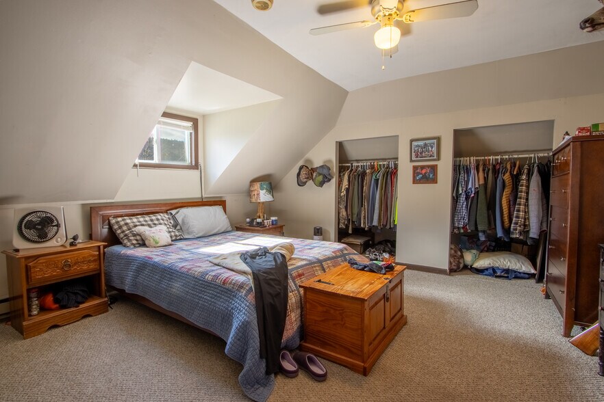 More Photos Of 19 Trestle Rd, Hancock Storefront Retail Office For Sale