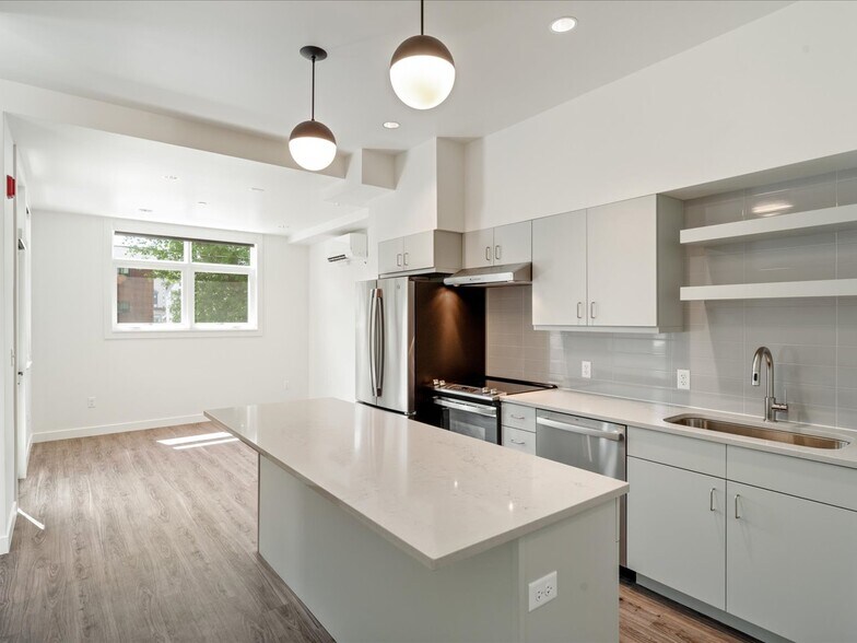 More Photos Of 185 N Lena St, Ridgway General Retail For Lease