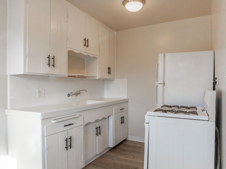 More Photos Of 4869 Pine St, La Mesa Apartments For Sale