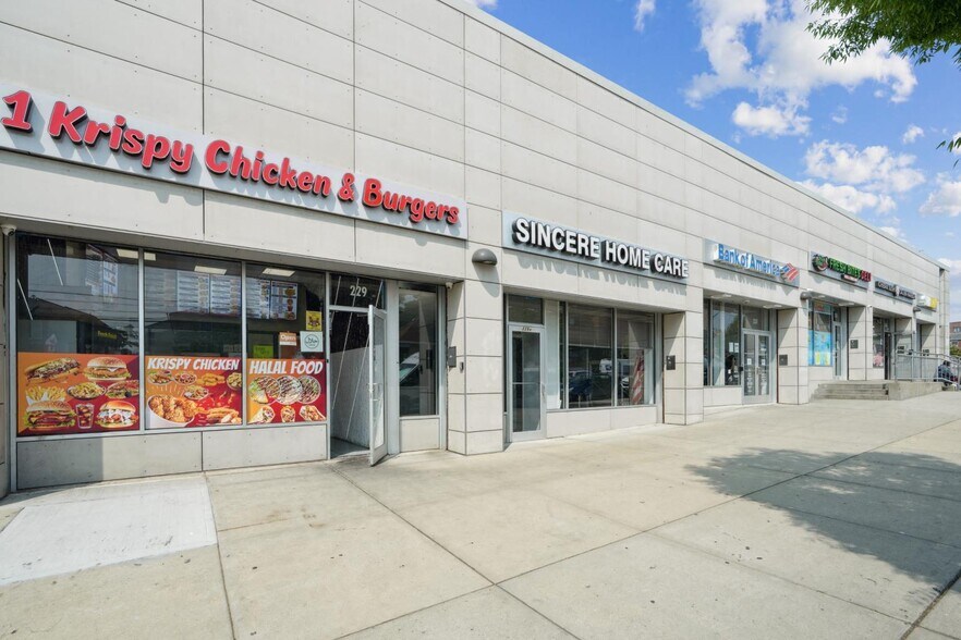 More Photos Of 229-265 Beach 20Th St, Far Rockaway Storefront For Lease