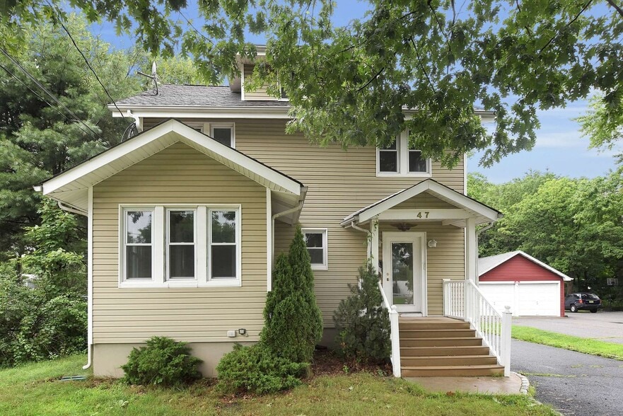 More Photos Of 47 Spring St, Ramsey Medical For Sale