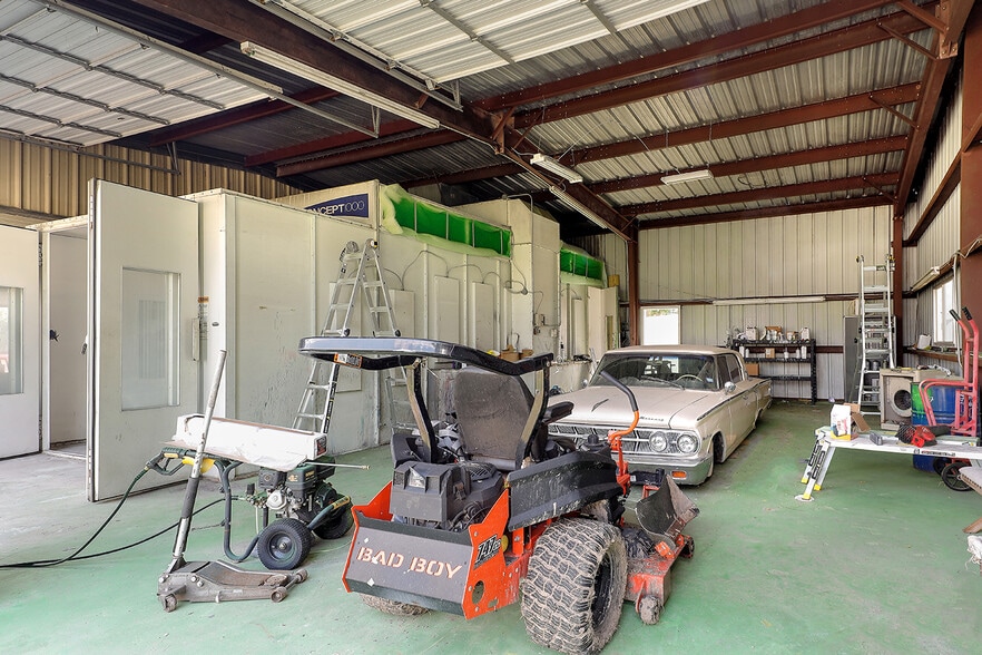 More Photos Of 23210 FM 1485, New Caney Service For Sale