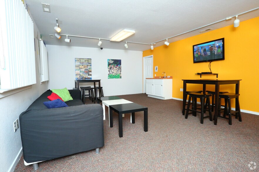 More Photos Of 831 Green Rd, Ypsilanti Apartments For Sale