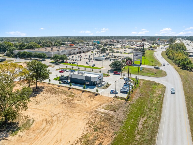 More Photos Of 12600 I-45 N, Willis Fast Food For Sale
