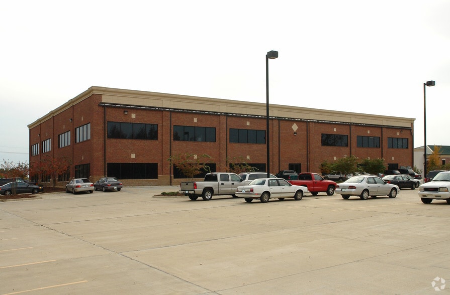 More Photos Of 625 Highland Colony Pky, Ridgeland Office For Lease