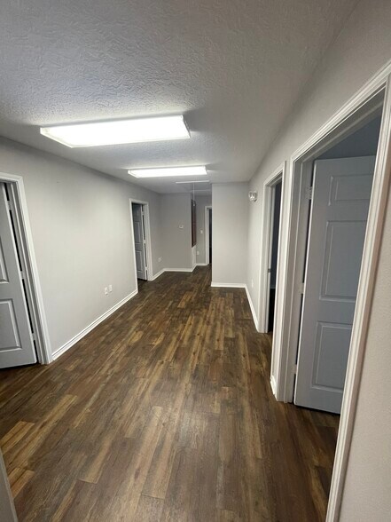 More Photos Of 913 N Washington Ave, Livingston Office For Lease
