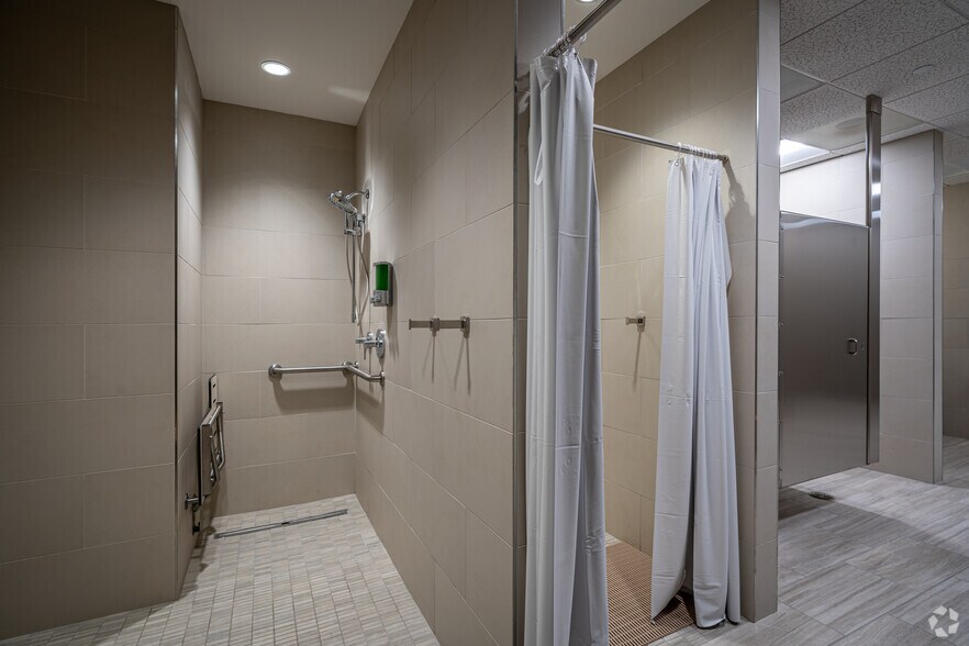 More Photos Of 20333 State Highway 249, Houston Office For Lease