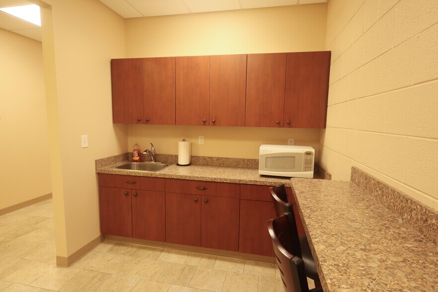 More Photos Of 706 N White Horse Pike, Magnolia Freestanding For Sale