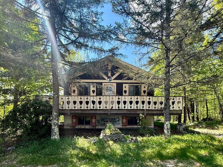 More Photos Of 5085 Route 23A, Haines Falls Flex For Sale