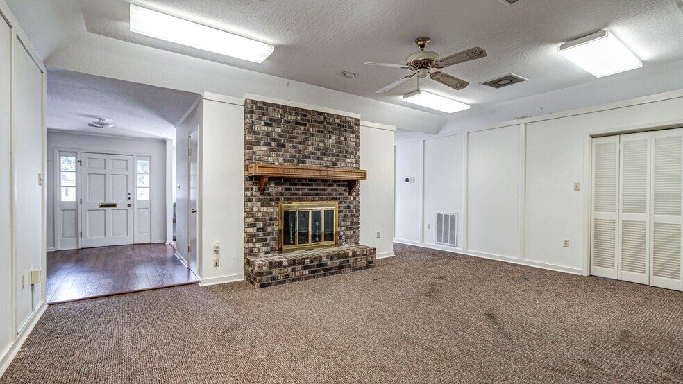 More Photos Of 518 Old Richton Rd, Petal Office Residential For Sale