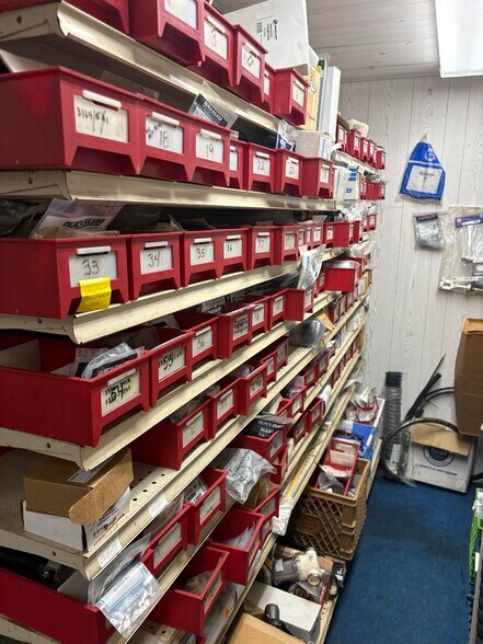 More Photos Of 2745 Shadyside Rd, Findley Lake Marina For Sale