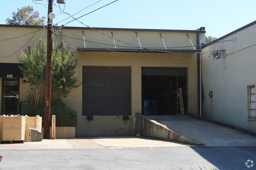 More Photos Of 2115 Hills Ave NW, Atlanta Warehouse For Lease