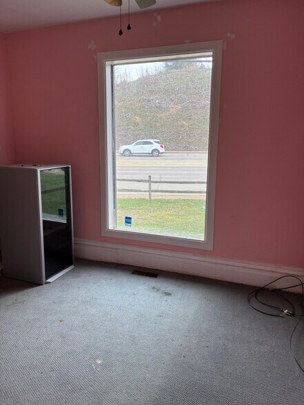 More Photos Of 3003 Murdoch Ave, Parkersburg Office For Lease