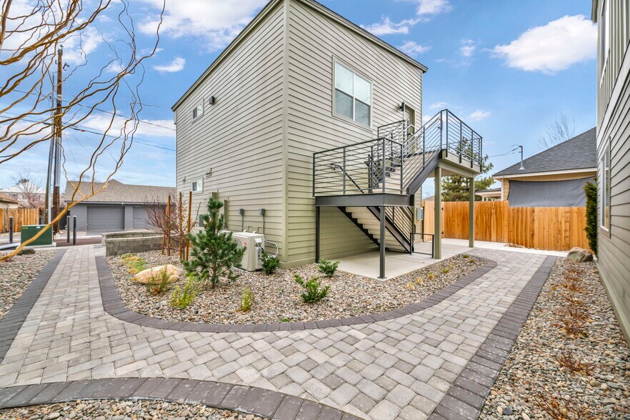 More Photos Of 542 7th St, Sparks Apartments For Sale
