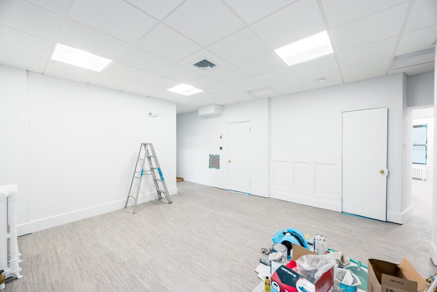 More Photos Of 229-235 Harvard St, Brookline Loft Creative Space For Lease