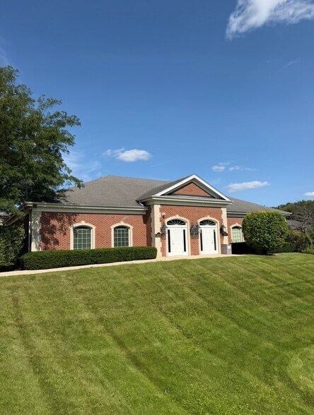 Primary Photo Of 2075 Blackberry Dr, Geneva Medical For Lease