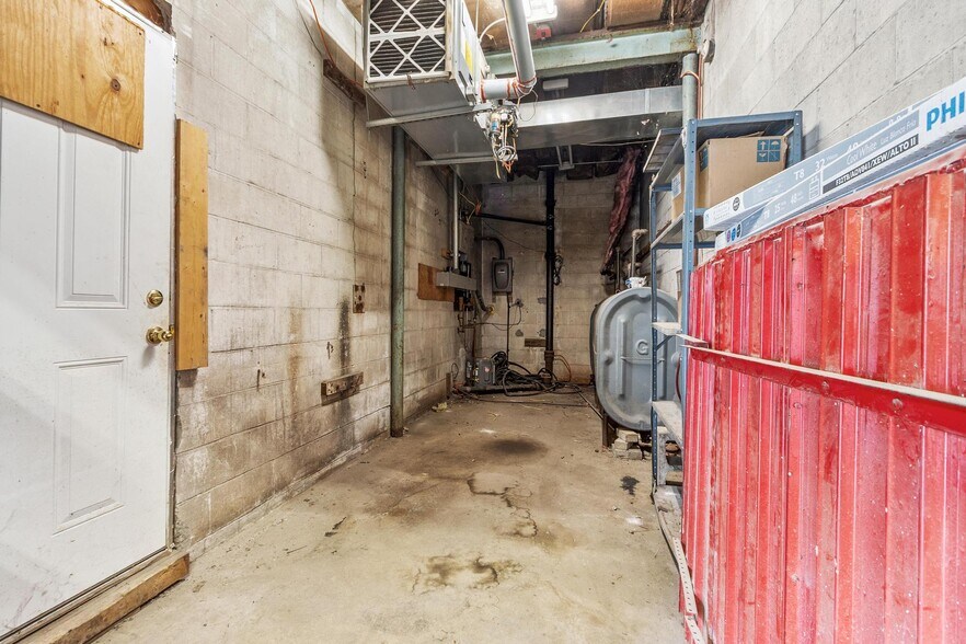 More Photos Of 181 E Main St, Orange Storefront Retail Office For Sale