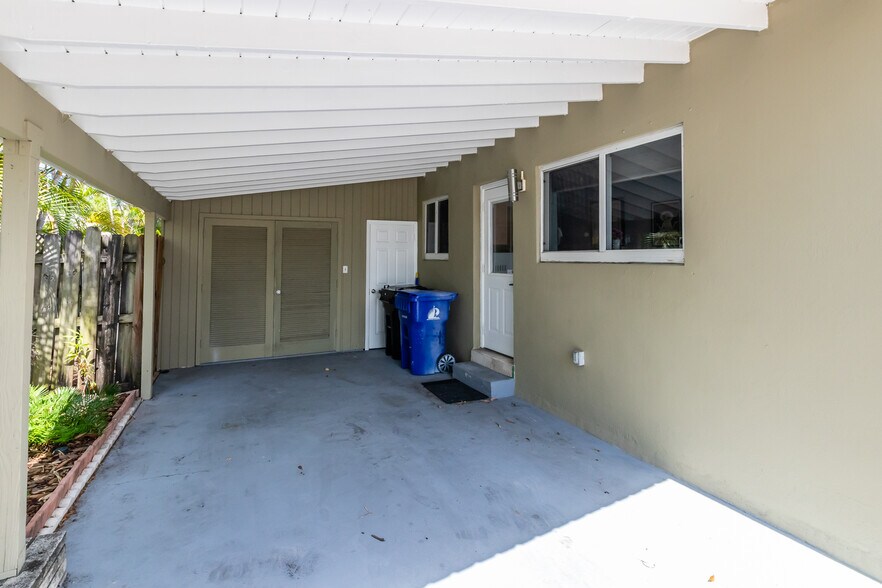 More Photos Of 1606 NE 15th Ave, Fort Lauderdale Specialty For Sale