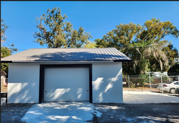 More Photos Of 2400 Newcastle St, Brunswick Office Residential For Lease