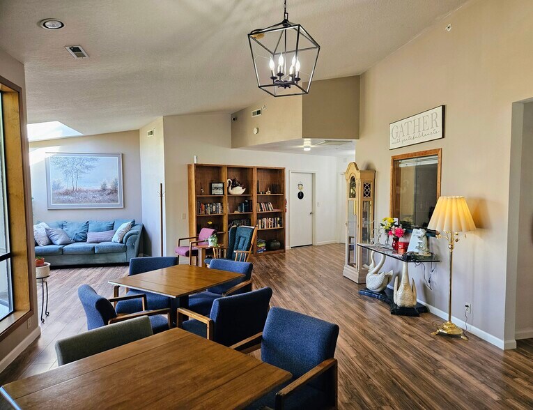 More Photos Of 181 NW Bunnell Ave, Grants Pass Apartments For Sale