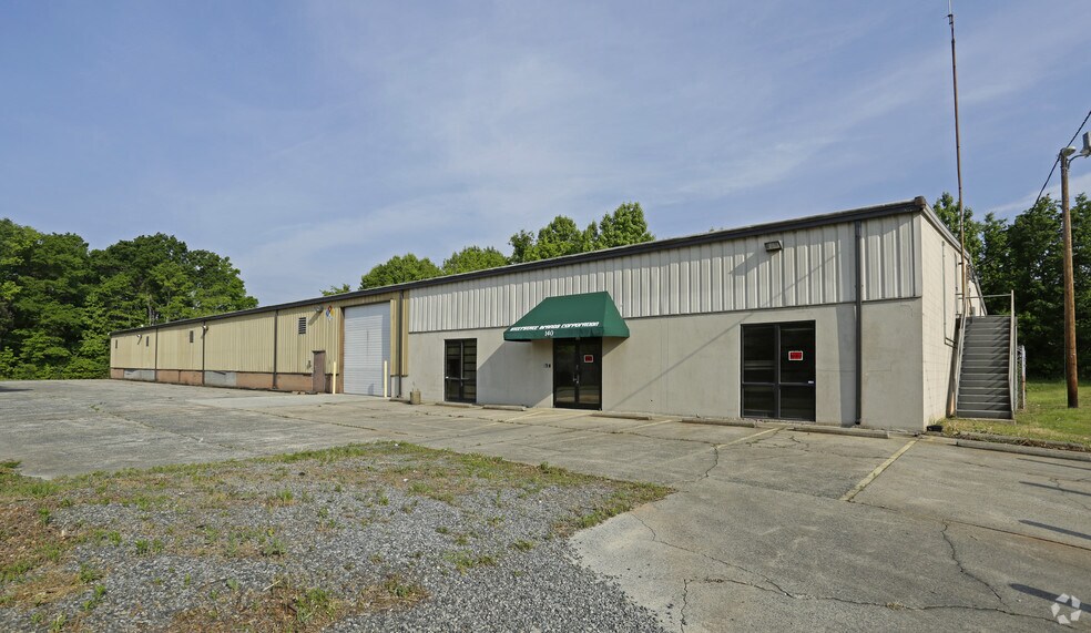 Primary Photo Of 140 Dupree St, Charlotte Warehouse For Lease