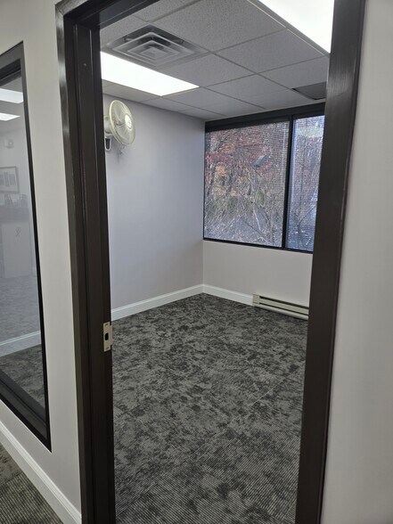 More Photos Of 1037 Route 46 E, Clifton Medical For Lease