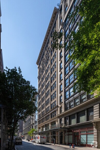 More Photos Of 122 W 22nd St, New York Office For Lease