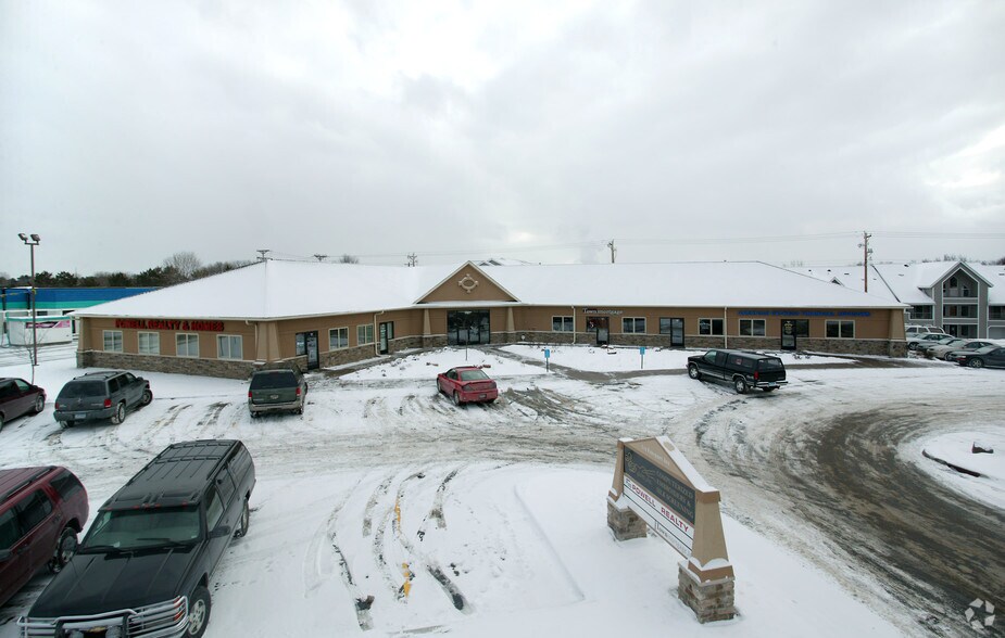 Primary Photo Of 510 Freeport Ave NW, Elk River Office For Sale