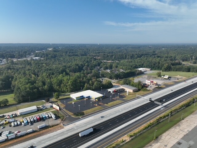 More Photos Of 630 Hampshire Dr, Gaffney Auto Dealership For Sale