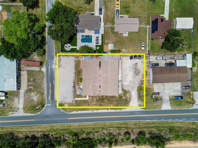 More Photos Of 15617 Old US Highway 441, Tavares Warehouse For Lease