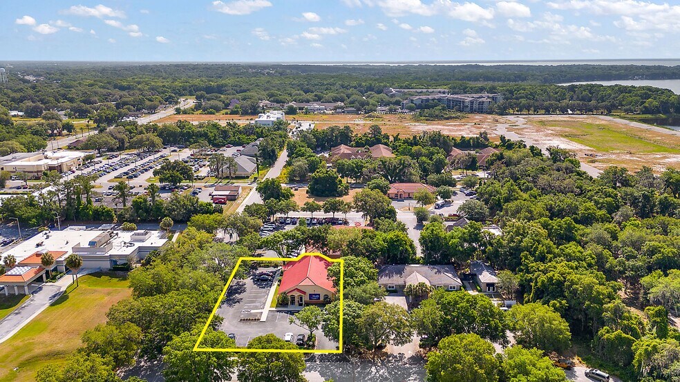 More Photos Of 700 Doctors Ct, Leesburg Medical For Sale