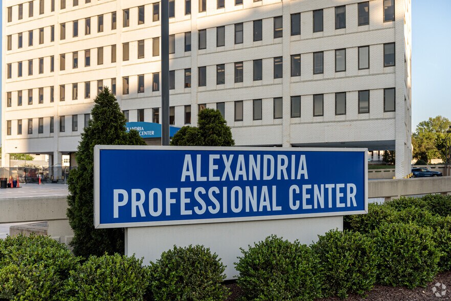 More Photos Of 4660 Kenmore Ave, Alexandria Medical For Lease