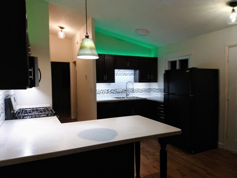 More Photos Of 814 S Jenkins Blvd, Akron Multifamily For Sale
