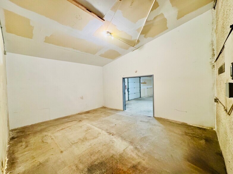 More Photos Of 36730 Democracy Dr, Trinidad Warehouse For Lease