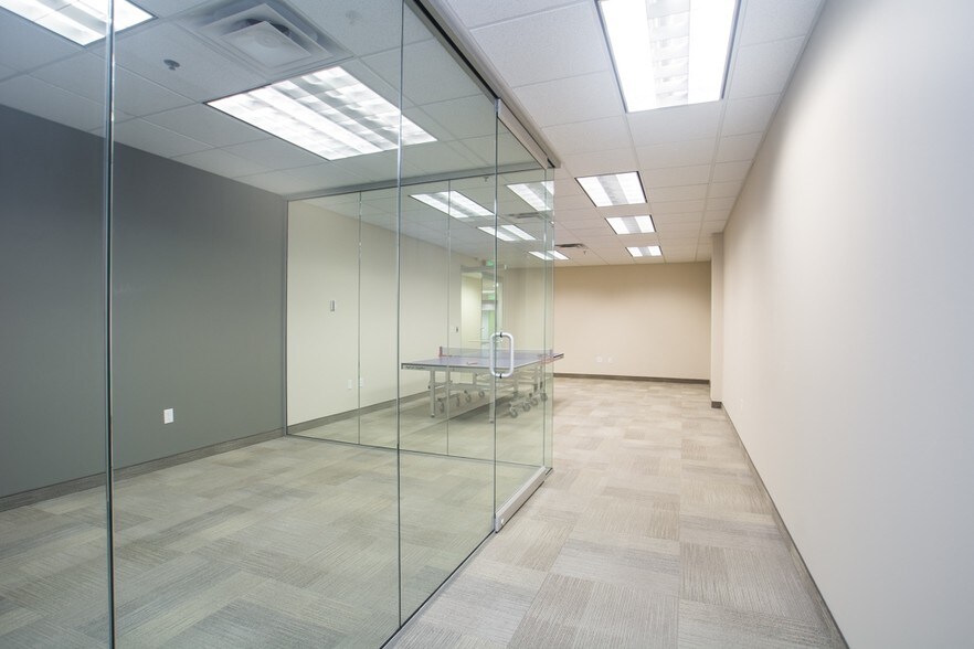 More Photos Of 5255 N Edgewood Dr, Provo Office For Lease