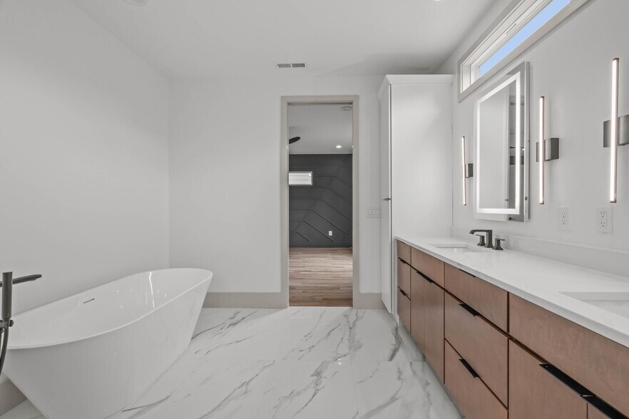 More Photos Of , Raleigh Multifamily For Sale