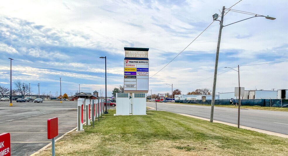 More Photos Of 1312 Industrial Rd, Emporia Unknown For Lease