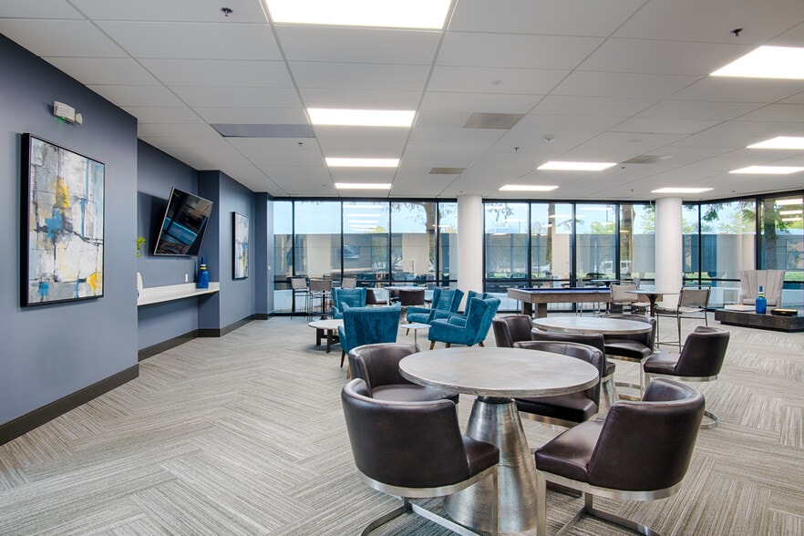 More Photos Of 500 N Central Expy, Plano Office For Sale