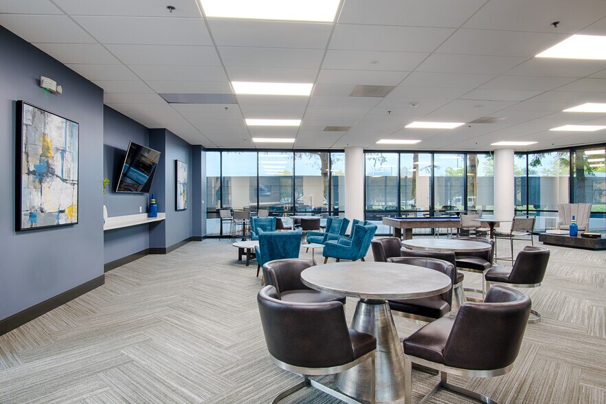 More Photos Of 500 N Central Expy, Plano Coworking Space