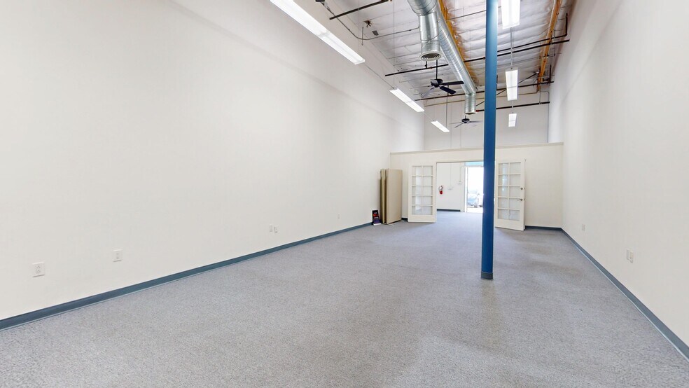 More Photos Of 29826-29832 Avenida De Las Banderas, Rancho Santa Margarita Warehouse For Lease