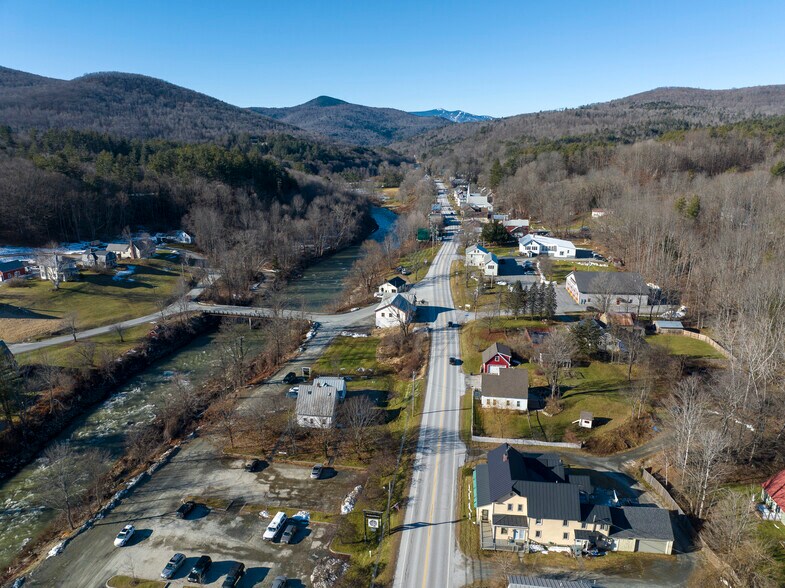 More Photos Of 7392 US-4, Woodstock Police Fire Station For Sale