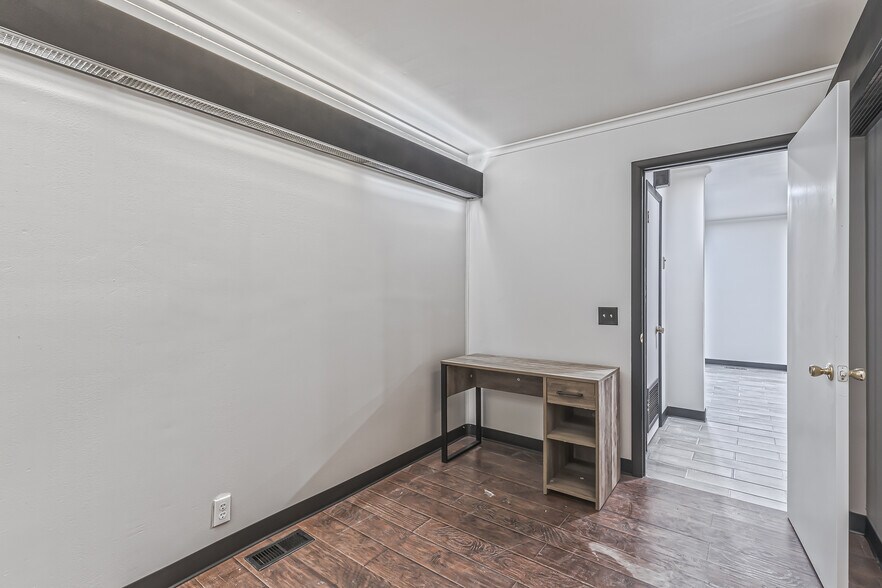 More Photos Of 9657 New Sapulpa Rd, Sapulpa Storefront Retail Office For Sale