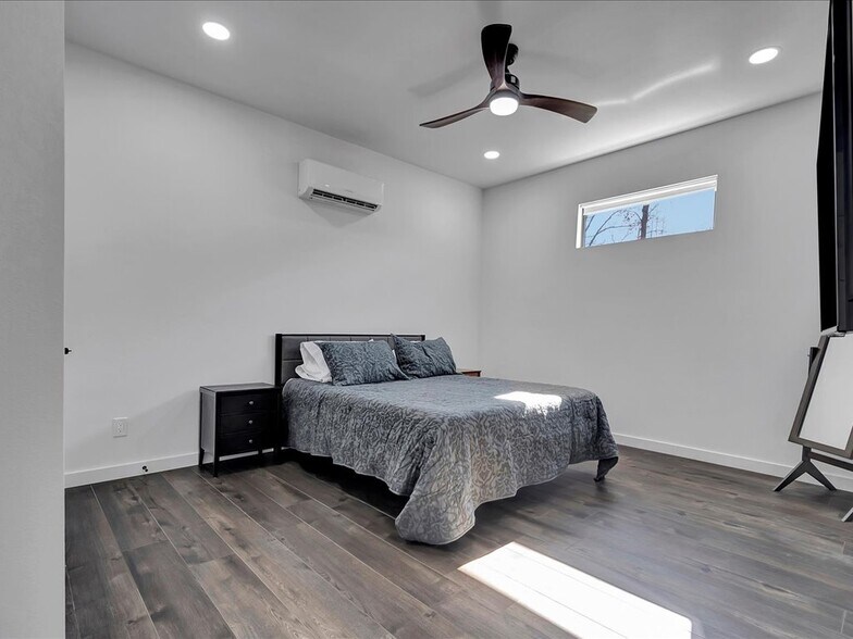 More Photos Of 9778 N US Highway 59, Nacogdoches Research And Development For Sale