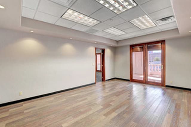 More Photos Of 317 S 6th St, Las Vegas Office For Sale
