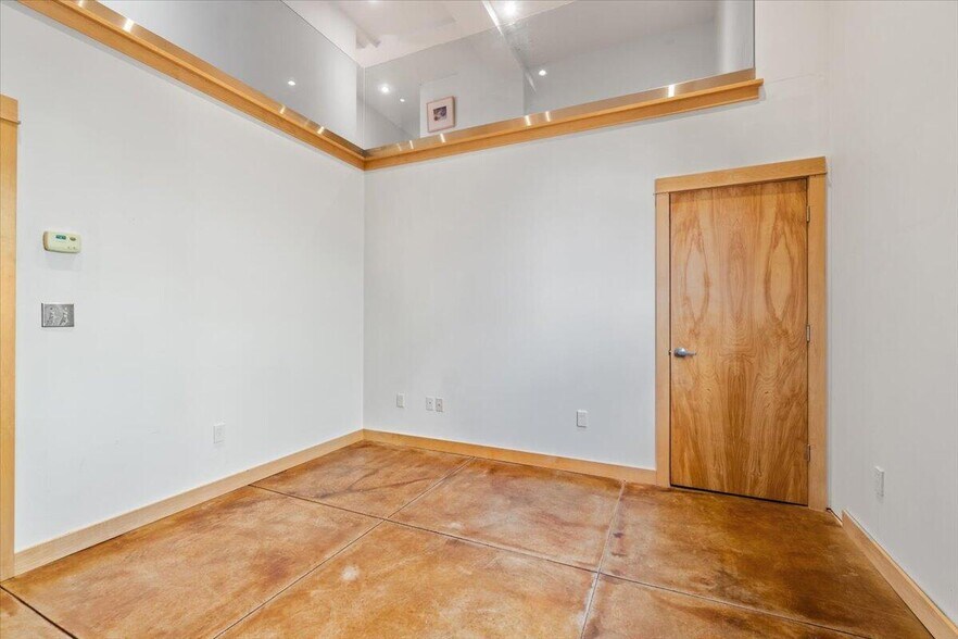 More Photos Of 507 2nd St, Eureka General Retail For Sale