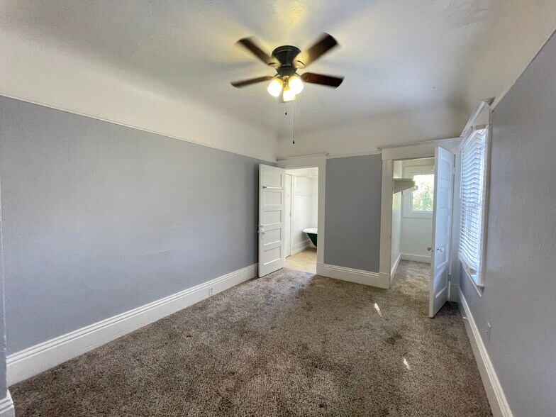 More Photos Of 620 14th St, Sacramento Apartments For Sale