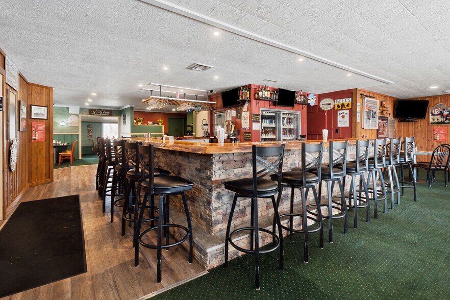 More Photos Of 1445 275 N Rd, Angola Sports And Entertainment For Sale