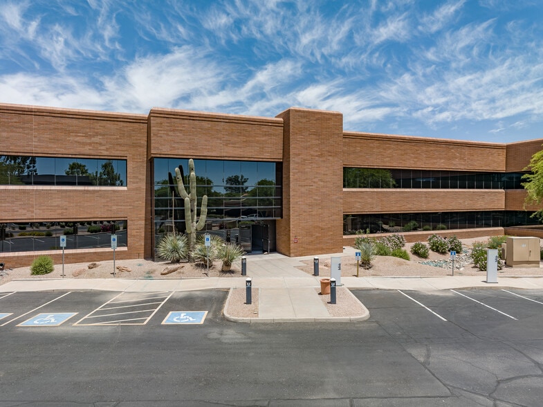 More Photos Of 10001 N 92nd St, Scottsdale Office For Sale