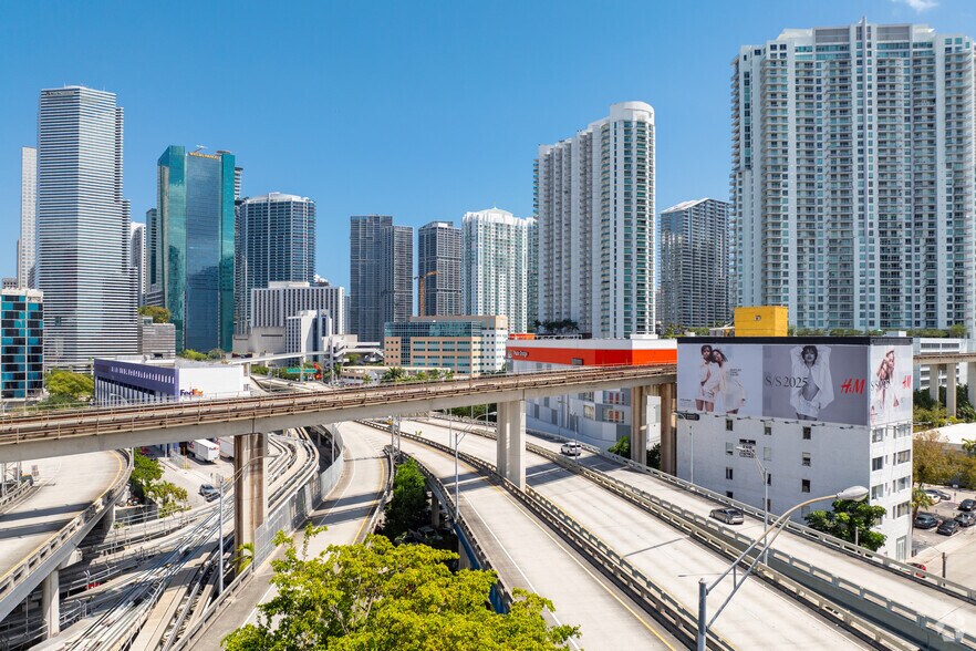 More Photos Of 111 SW 3rd St, Miami Loft Creative Space For Lease