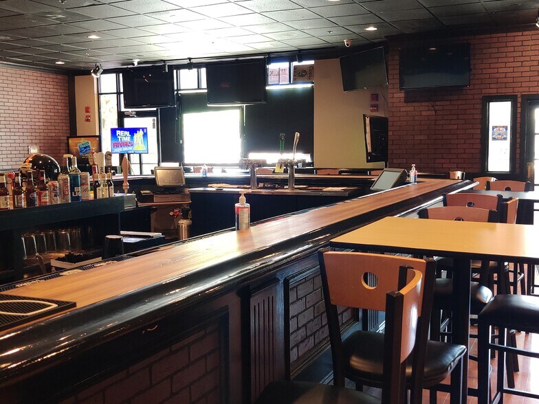 More Photos Of 42882 Truro Parish Dr, Ashburn Storefront For Sale